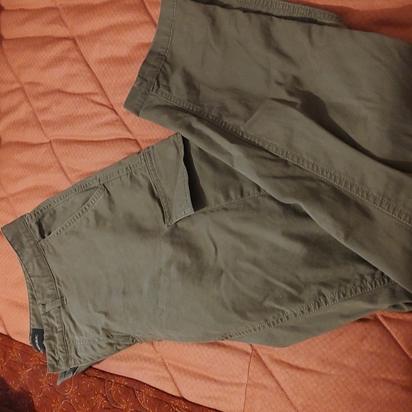 Banana Republic cargo pants 2 - Picture 9 of 9